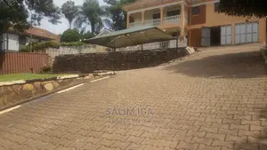4bdrm Duplex in Kololo Property, Central Division for Rent