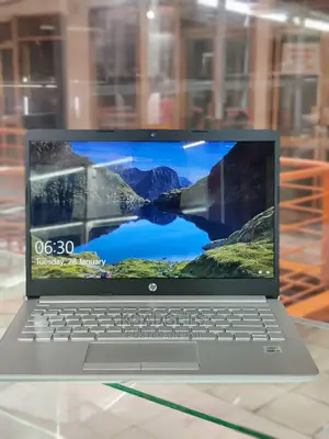 Laptop HP 14z 8GB Intel Core I5 HDD+SSD 128GB