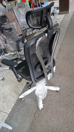 Brand New High Back Mesh Chair
