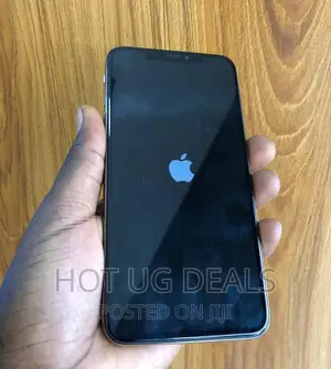 Photo - Apple iPhone XS Max 64 GB White