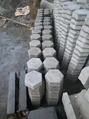 Pavers of All Sizes and Designs