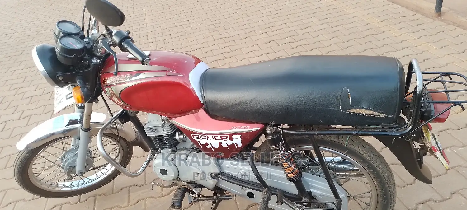 New Bajaj Boxer 2022 Purple