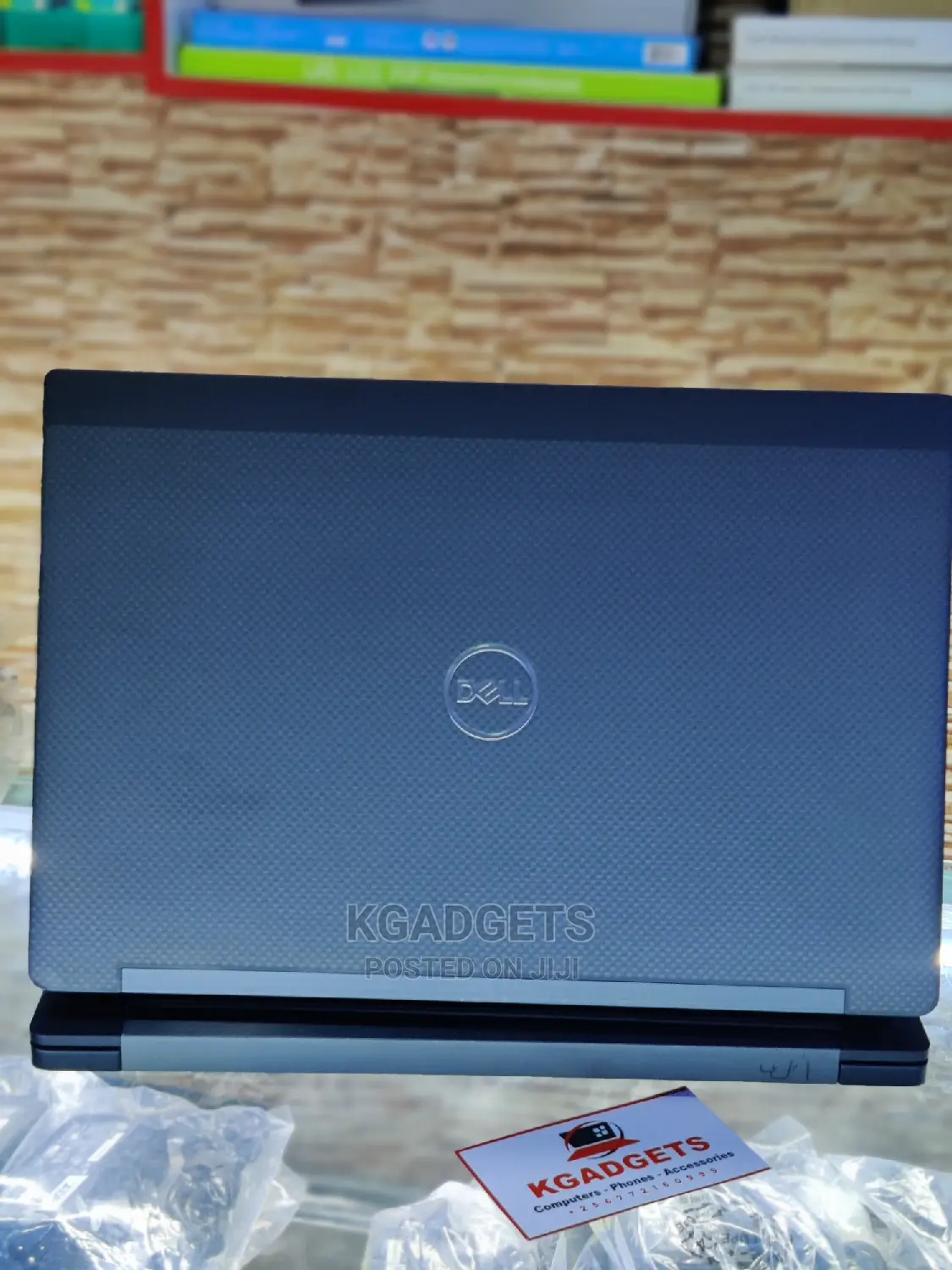 Laptop Dell Latitude 7390 8GB Intel Core I5 HDD+SSD 256GB