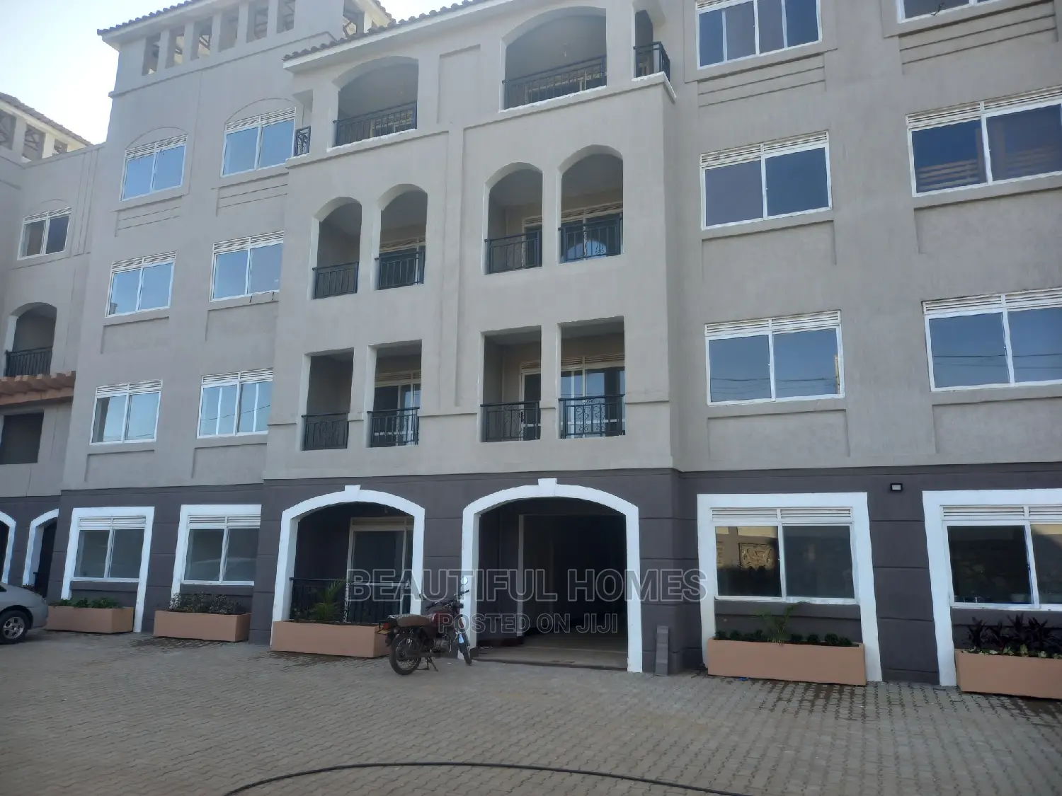 Furnished 3bdrm Apartment in Naalya, Central Division for Sale
