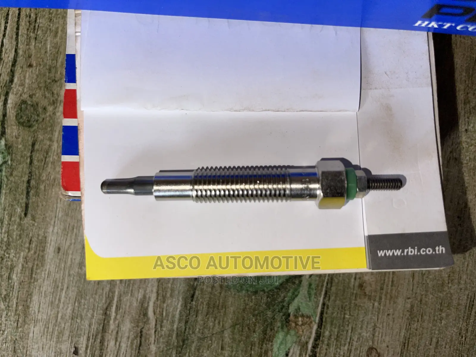 Heater /Glow Plugs Hardbody QD32, Ford WL HKT Made in Japan