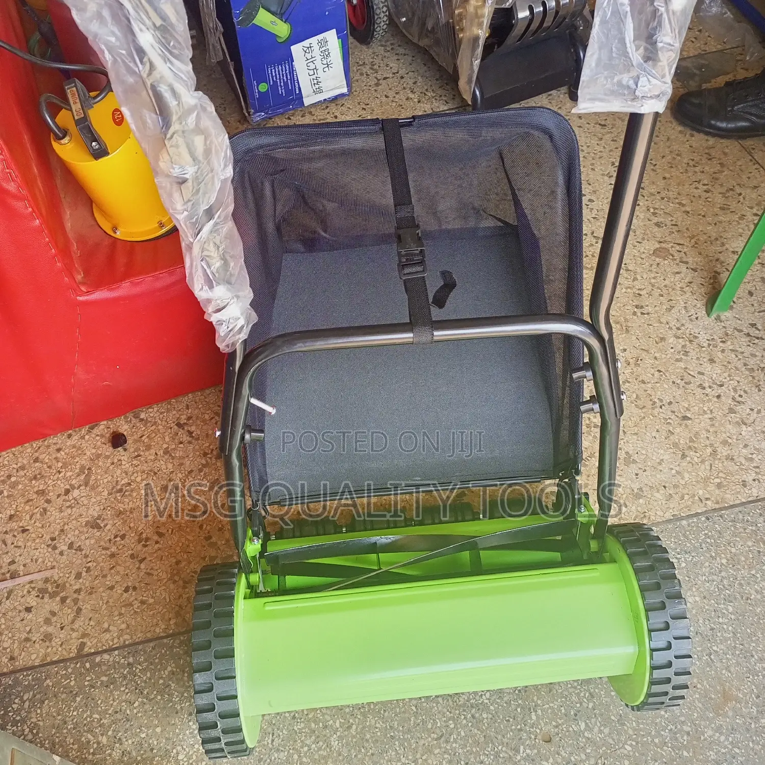Hand Lawn Mower