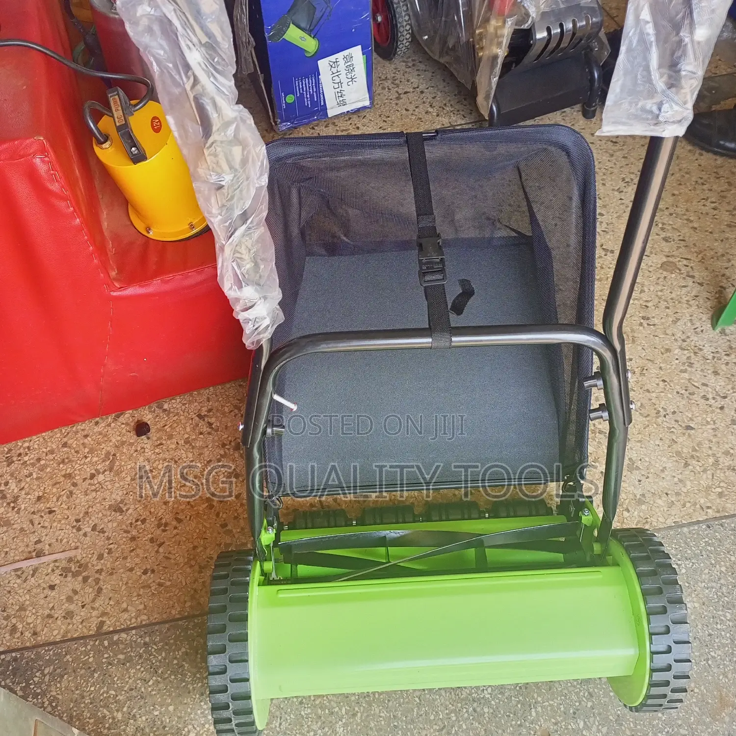 Hand Lawn Mower