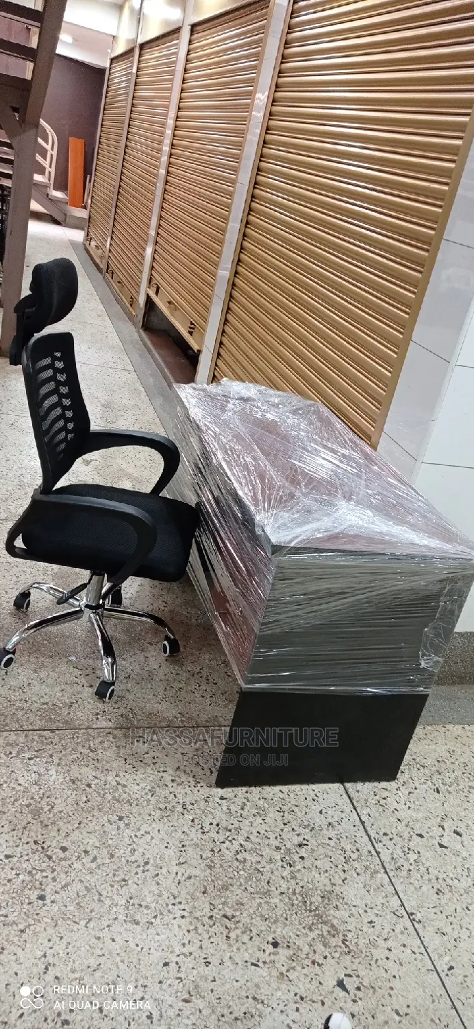 Brand New Office Set Table and Chair
