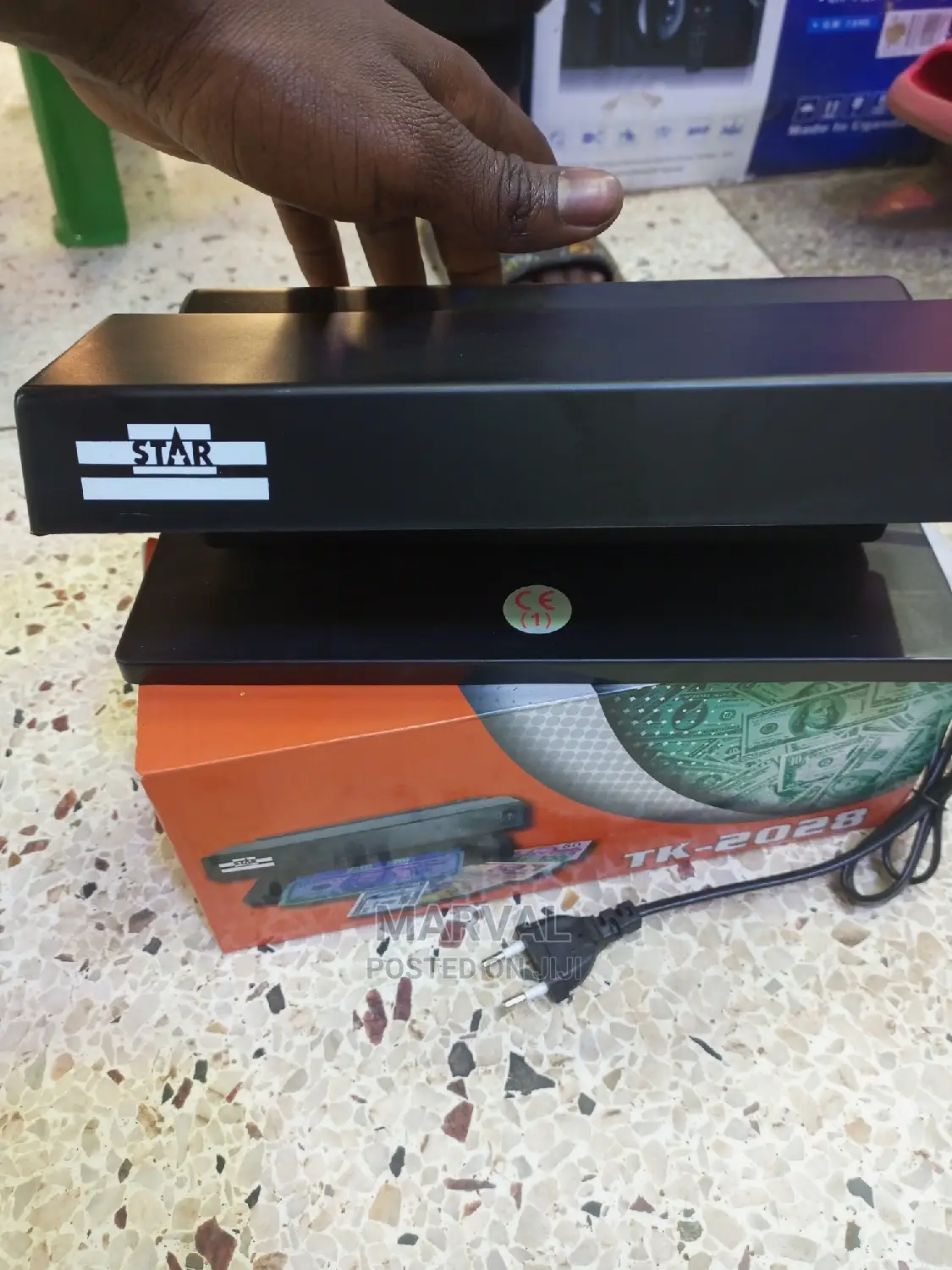 Currency/Cash/Money Detector With UV Light