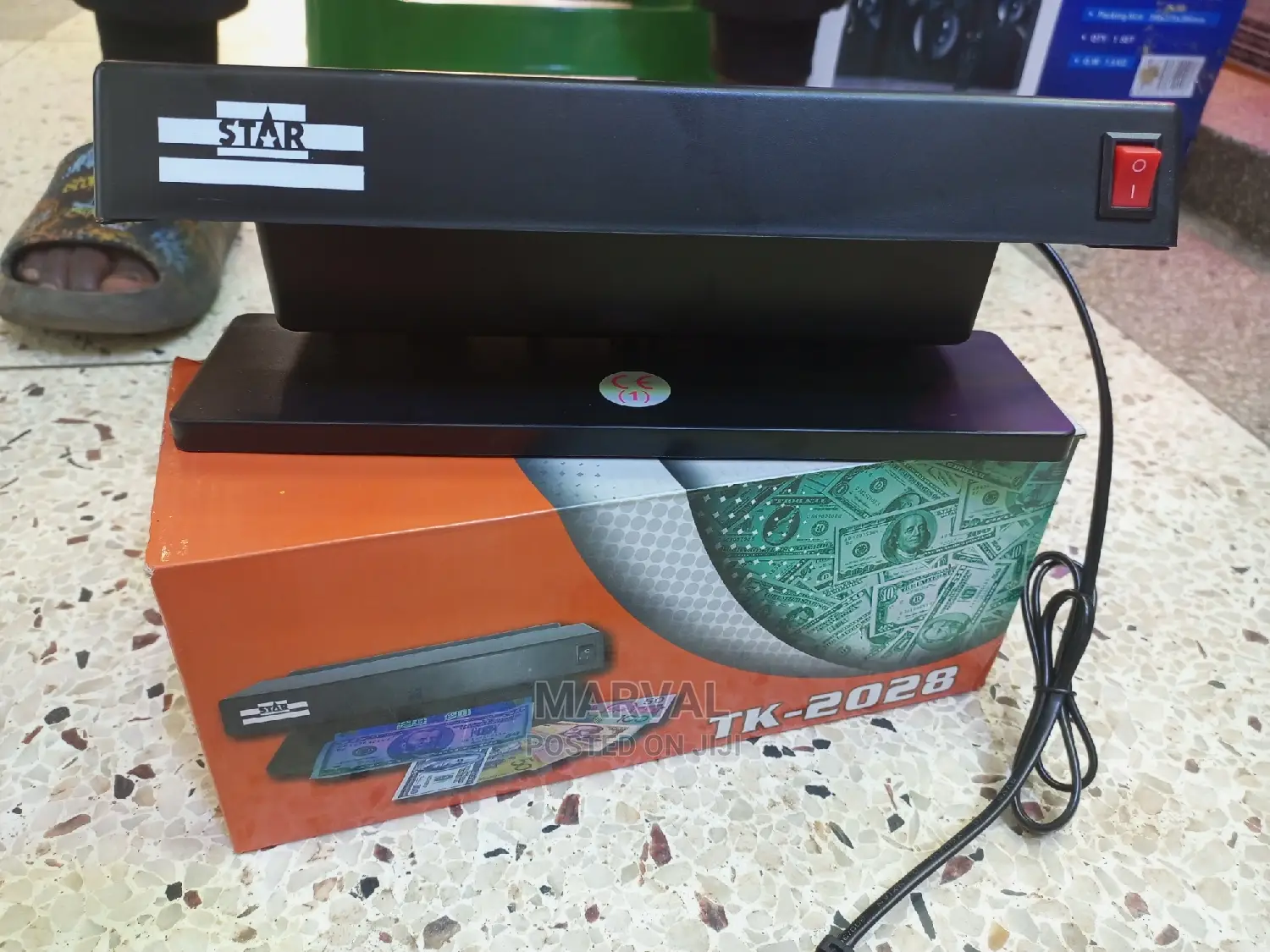 Currency/Cash/Money Detector With UV Light