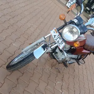 Bajaj RE 2020 Pink
