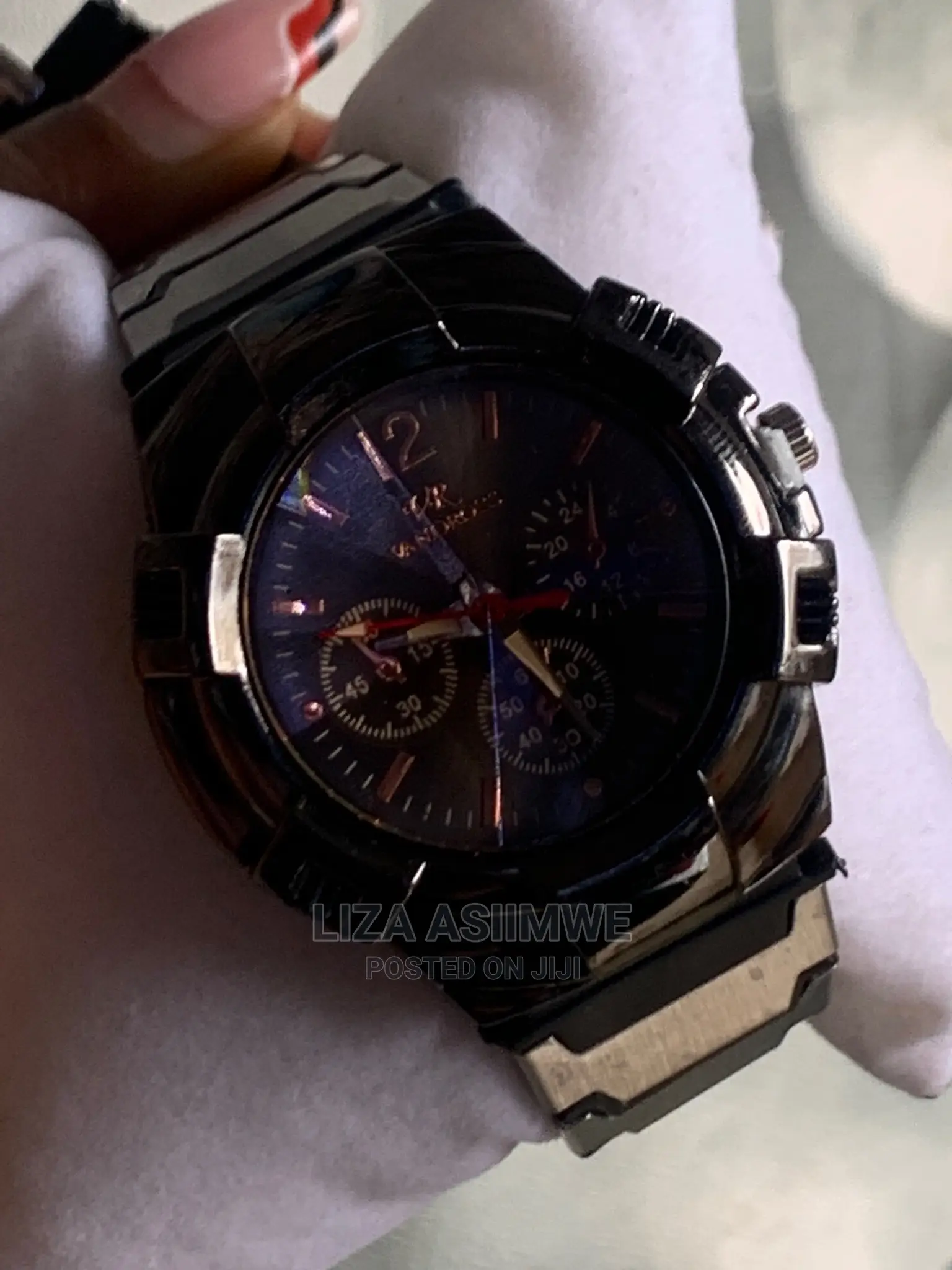 Simple Watches Available