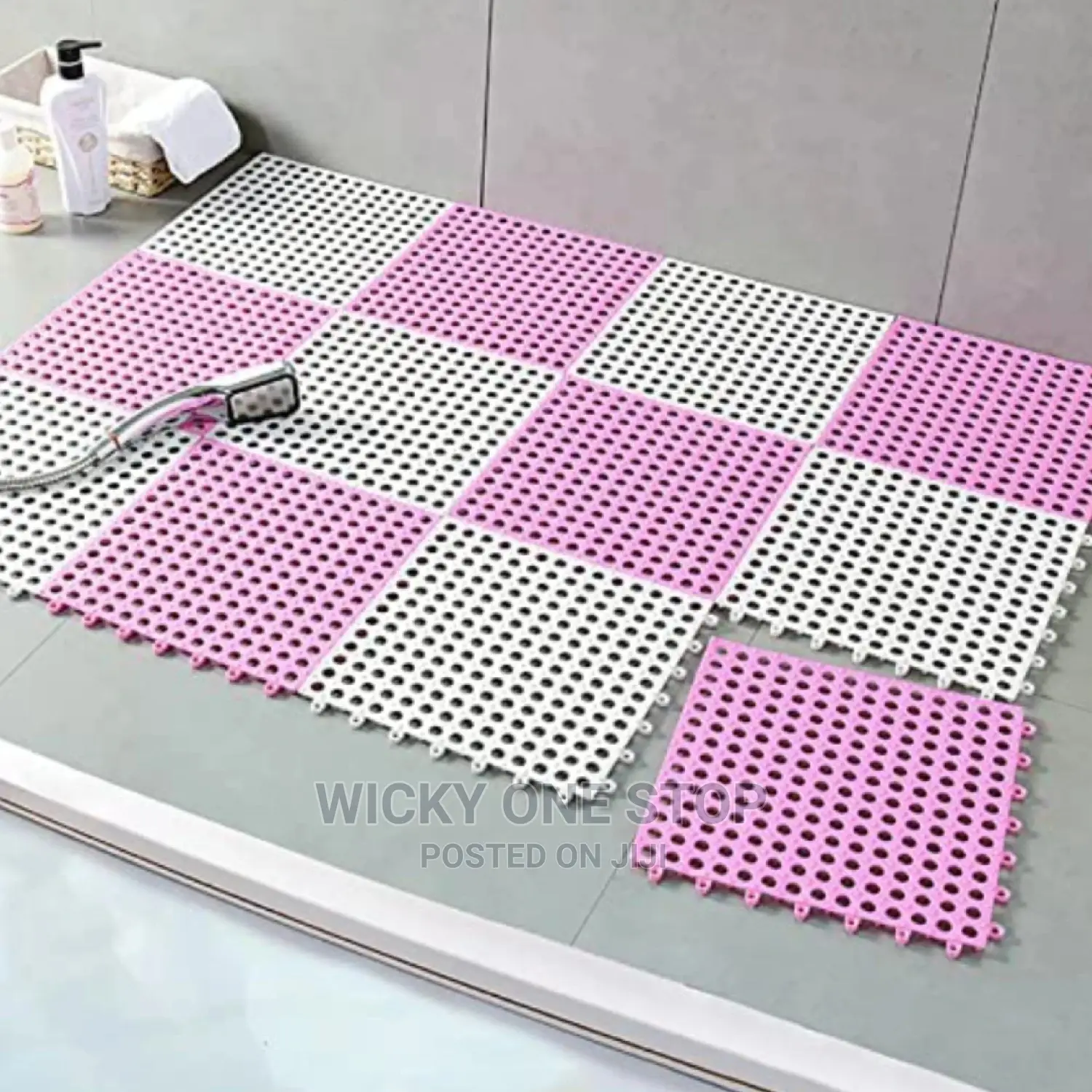 Interlocking Drainage Floor Tiles,Shower Bath Mat Square At in Central