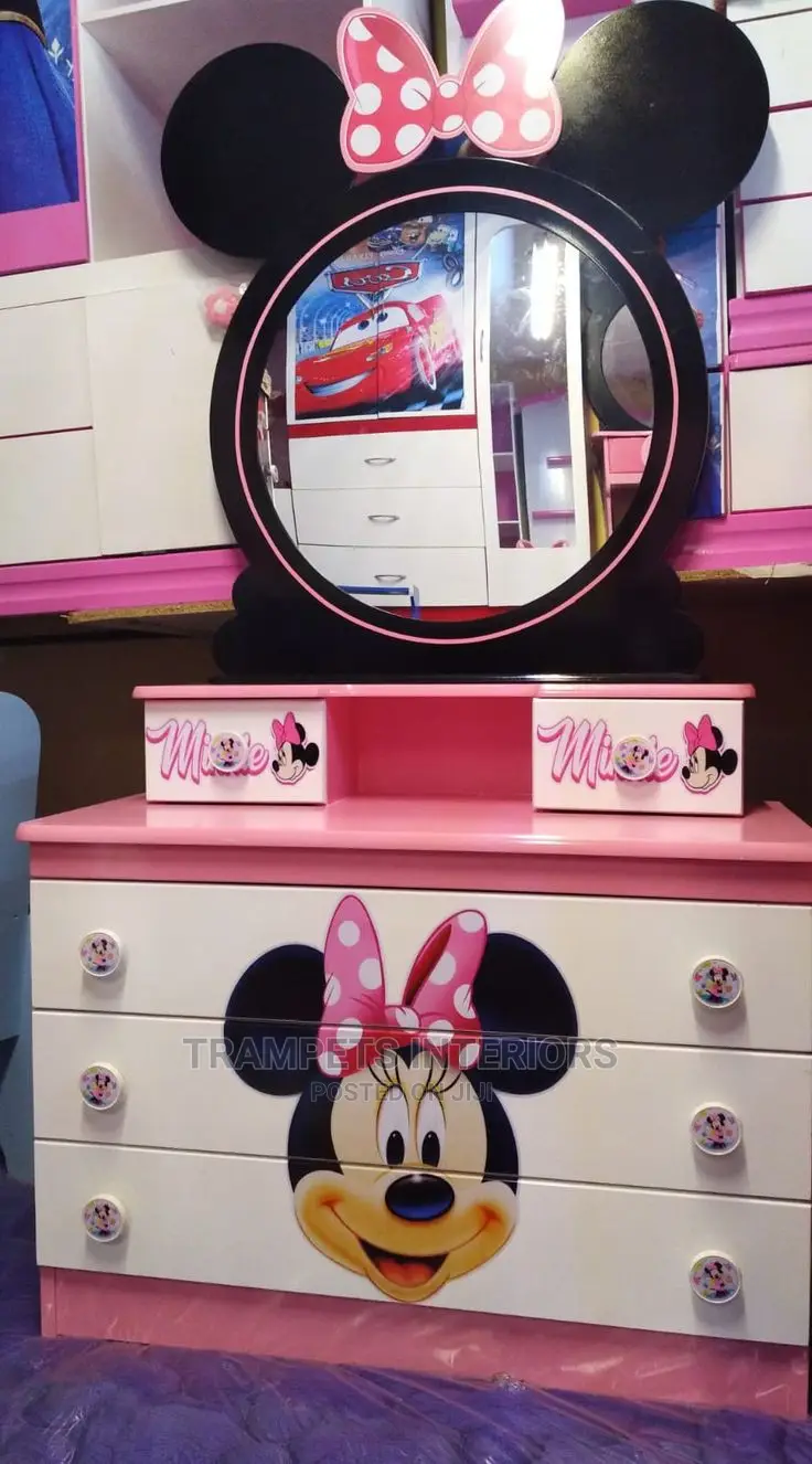 Dressing Mirror/Kids en Chest Drawers