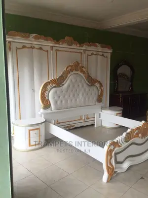 Beds/Queens Beds