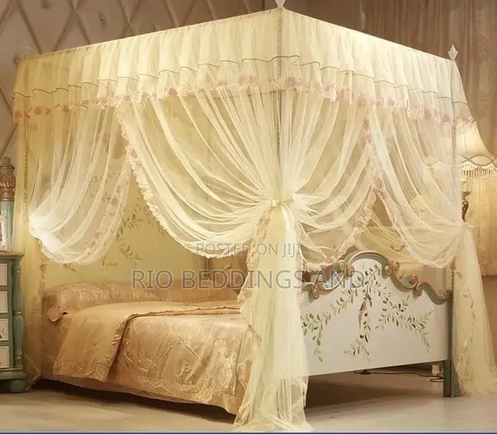 Four Stands Square Mosquito Net