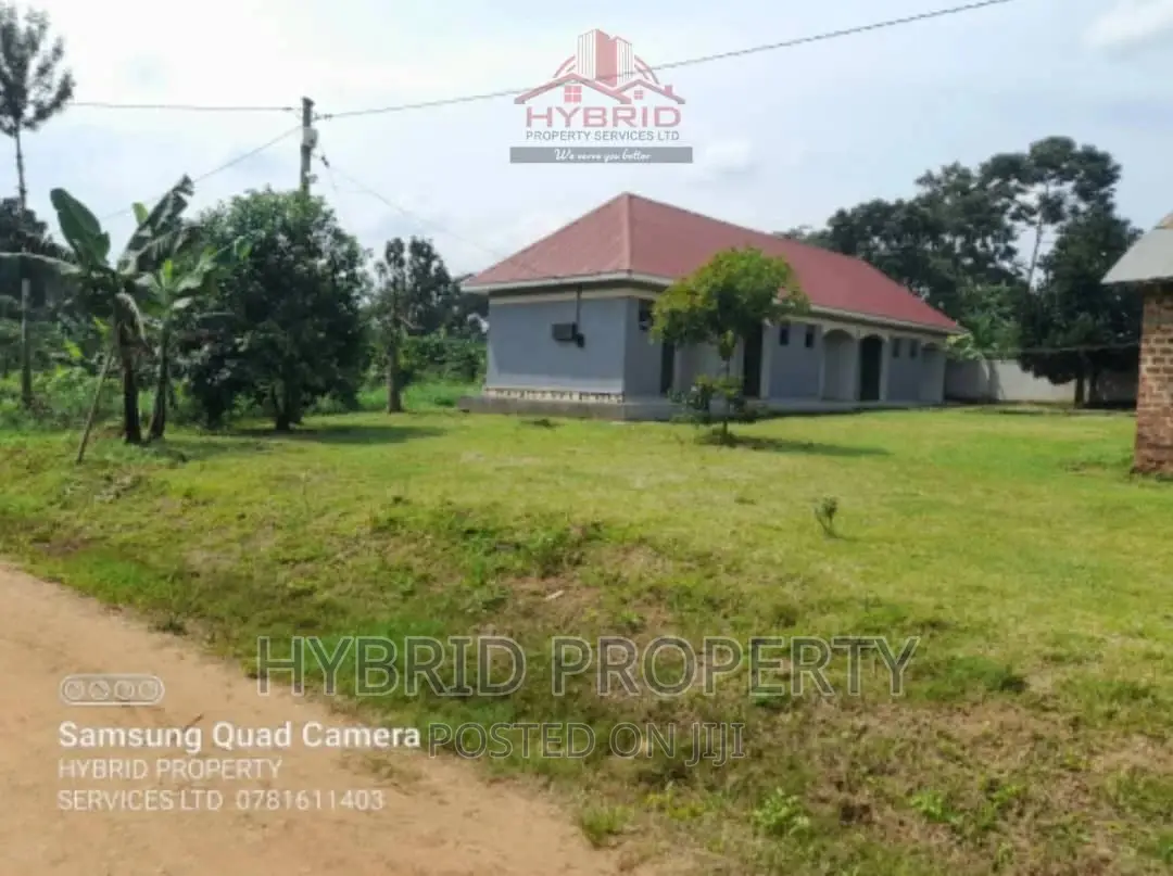 Prime Plots for Sale at Namayumba~Kyampisi Estate~Hoima Road