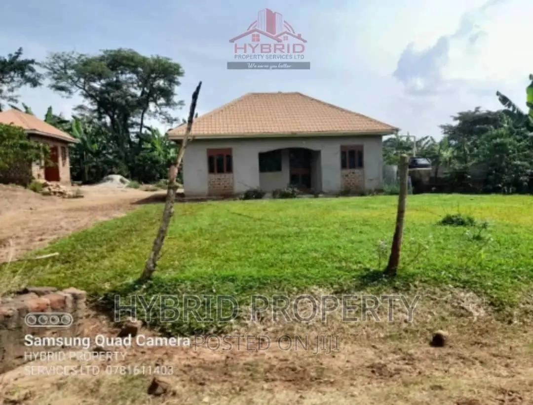 Prime Plots for Sale at Namayumba~Kyampisi Estate~Hoima Road