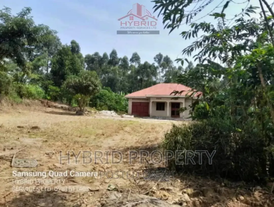 Prime Plots for Sale at Namayumba~Kyampisi Estate~Hoima Road