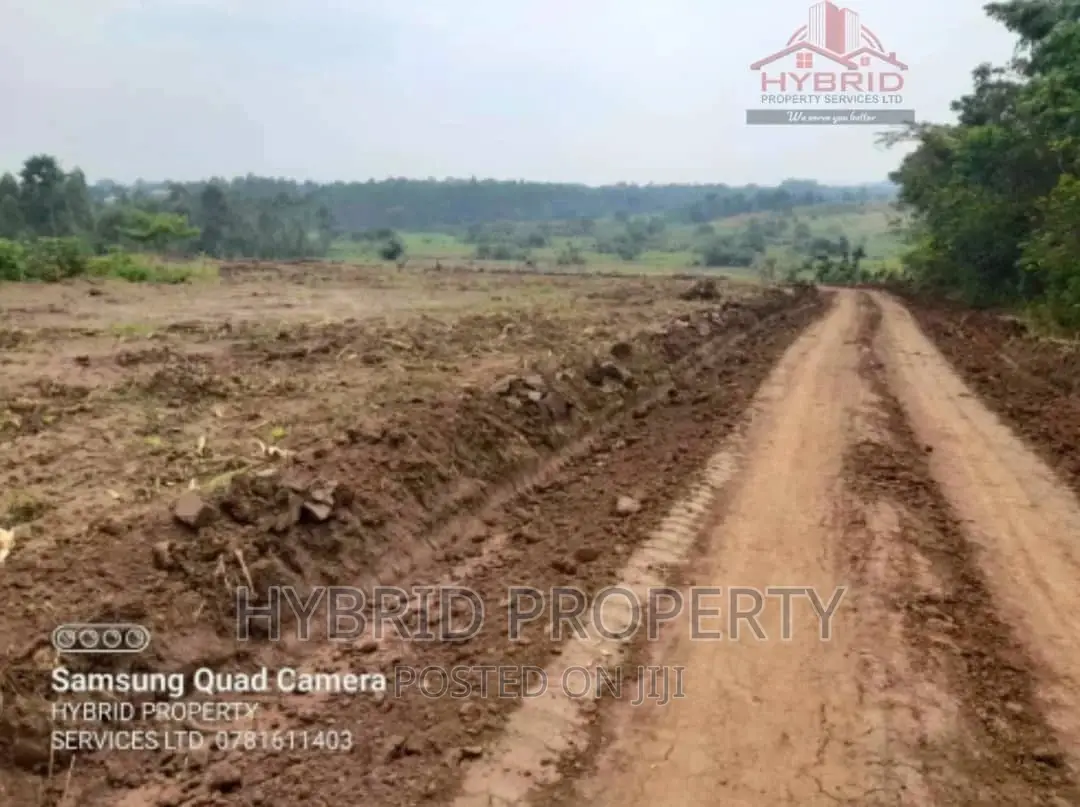 Prime Plots for Sale at Namayumba~Kyampisi Estate~Hoima Road