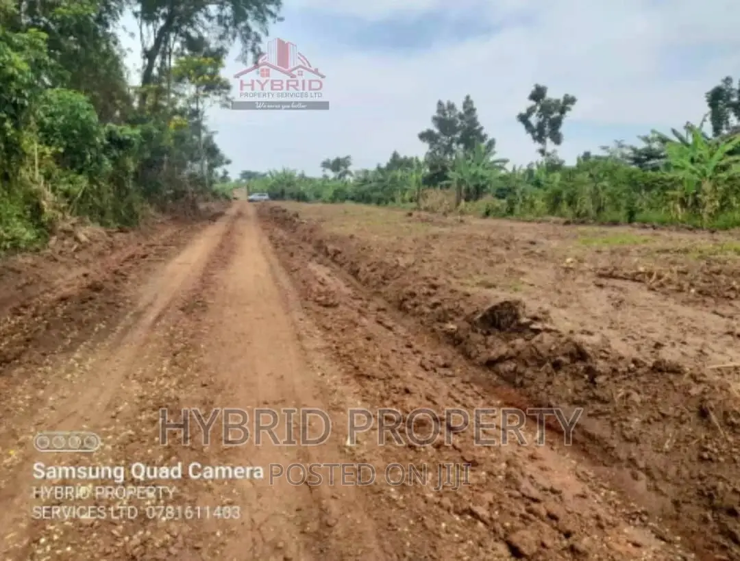 Prime Plots for Sale at Namayumba~Kyampisi Estate~Hoima Road