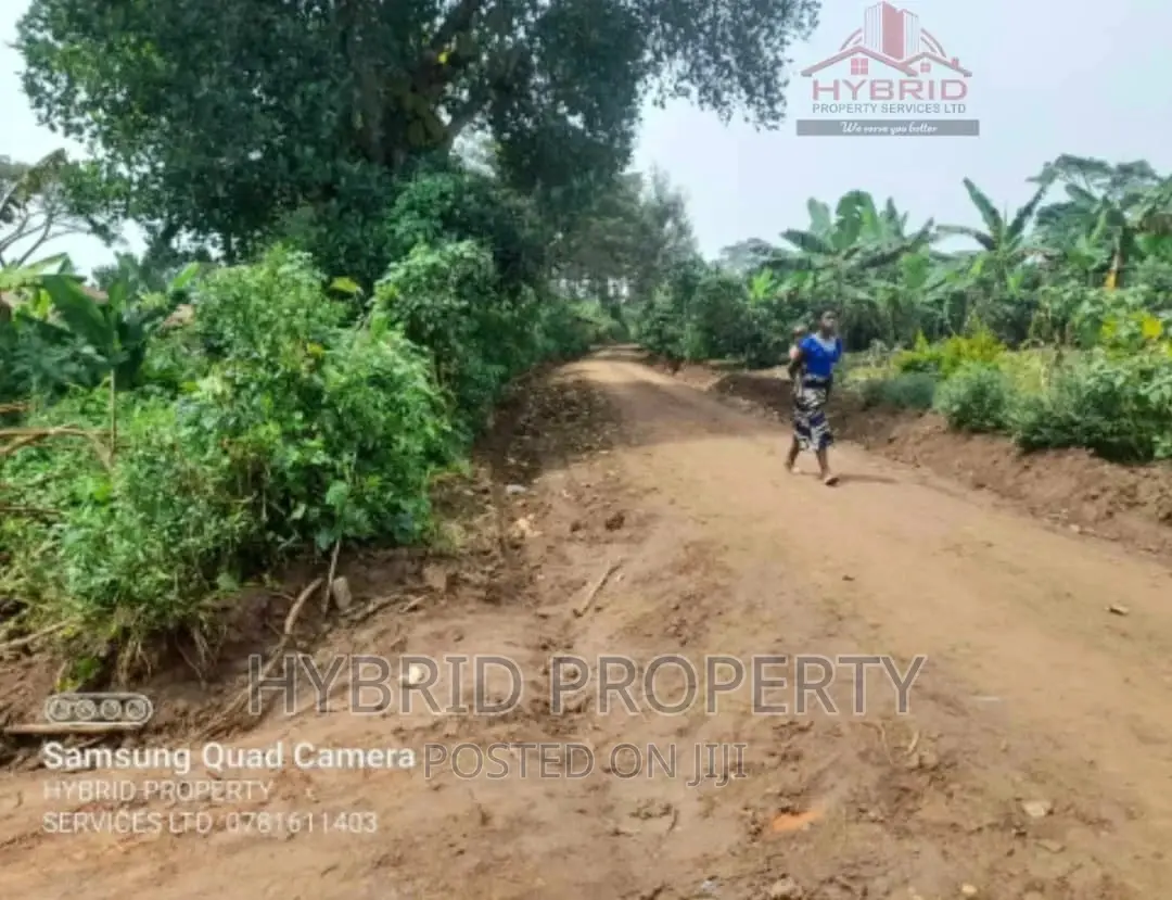 Prime Plots for Sale at Namayumba~Kyampisi Estate~Hoima Road
