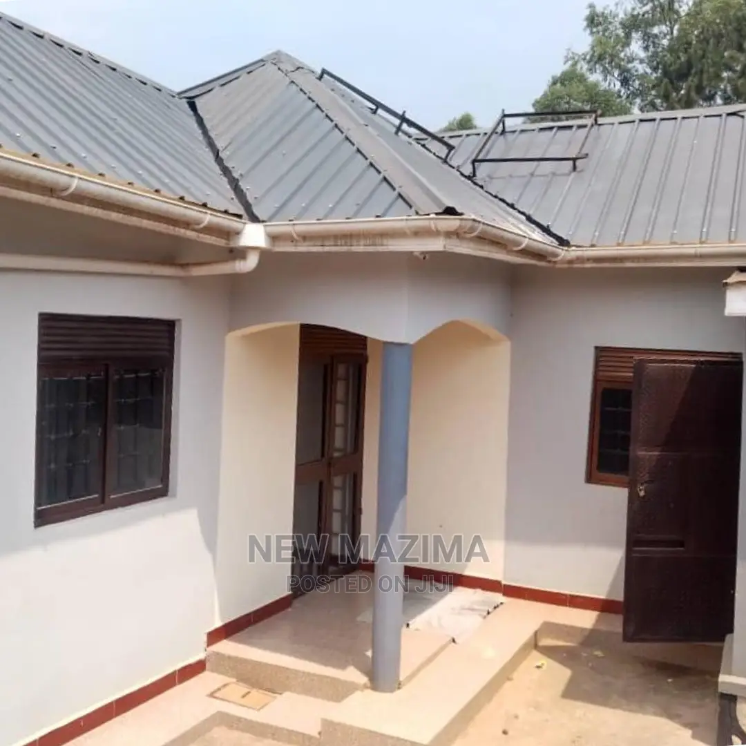 2bdrm House in Bulenga Town, Central Division for sale