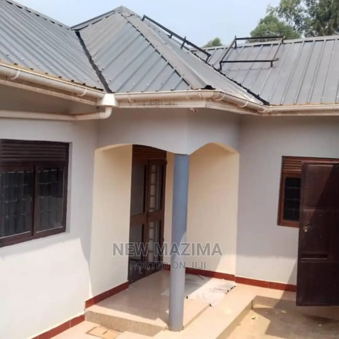 2bdrm House in Bulenga Town, Central Division for sale