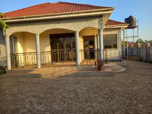 Furnished 4bdrm House in Kira for Sale