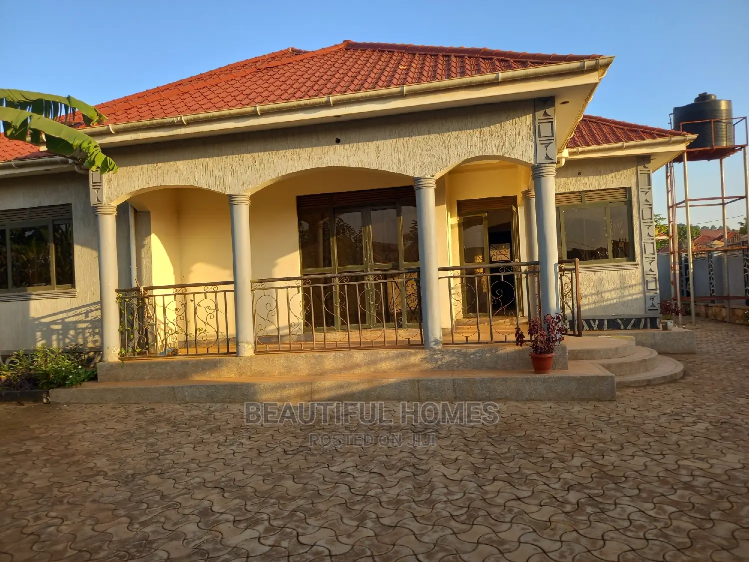 Furnished 4bdrm House in Kira for Sale