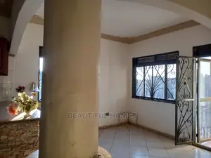 Furnished 4bdrm House in Kira for Sale