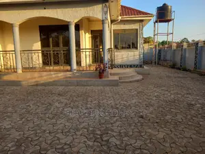 Furnished 4bdrm Bungalow in Kira for Sale