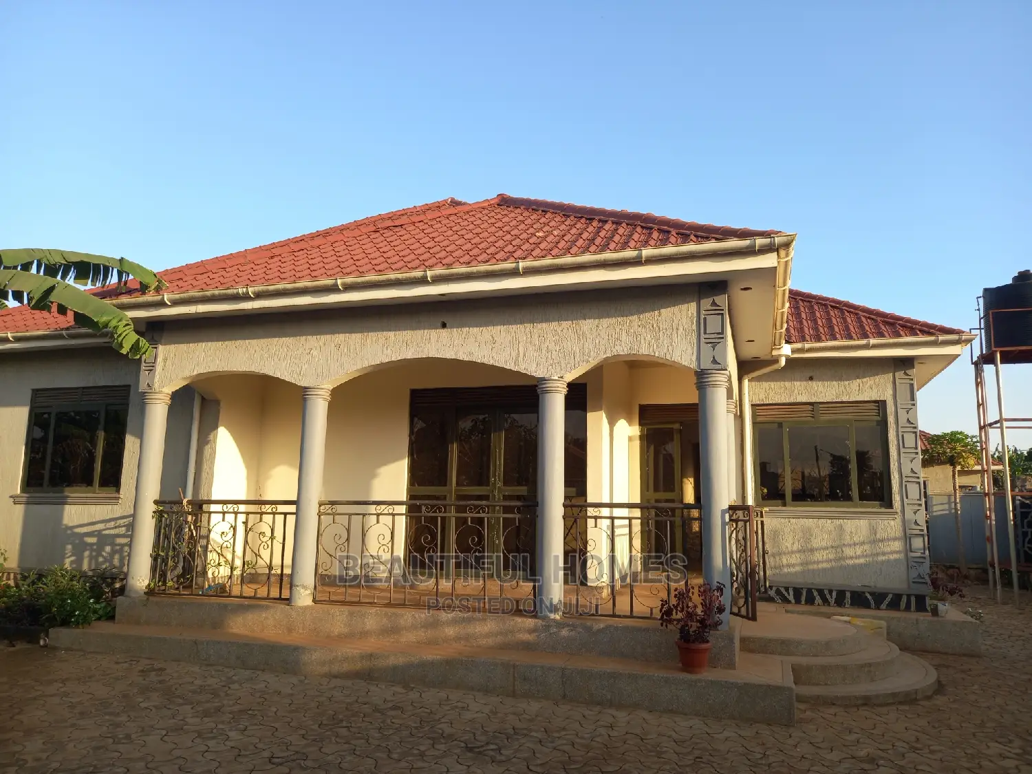 Furnished 4bdrm House in Kira for Sale