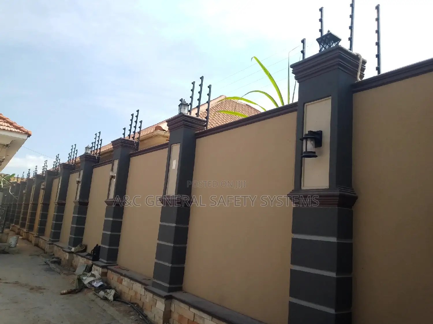 Electric Wire Fence Security Protect Your People Property