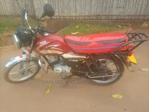 BSA Rickman 2017 Red