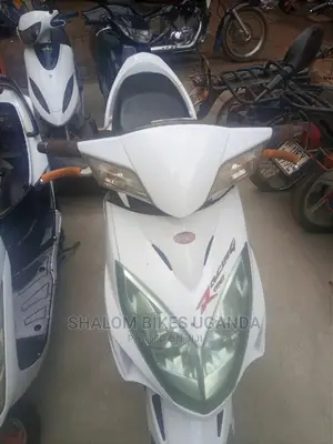 Yamaha 2019 White