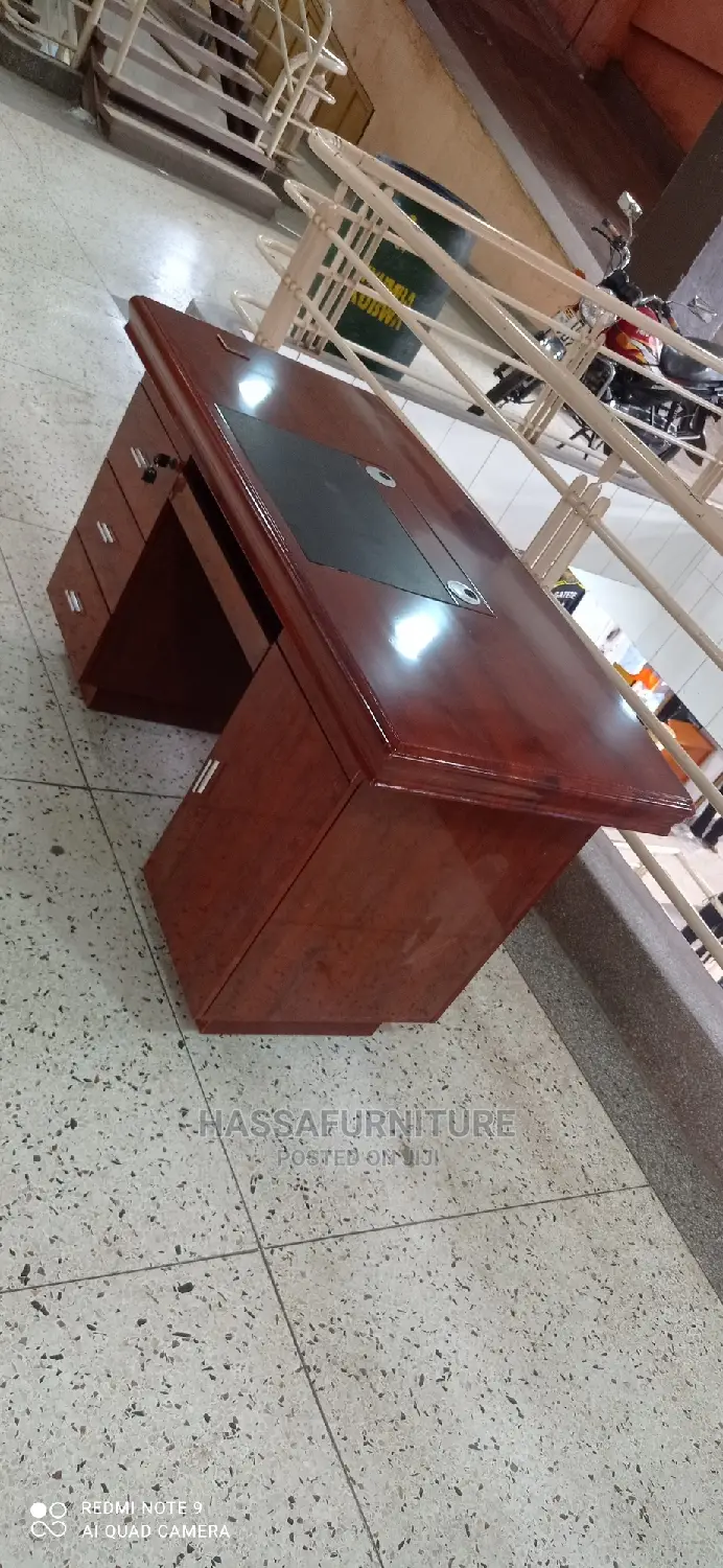 Executive Director Desk Size 140cm
