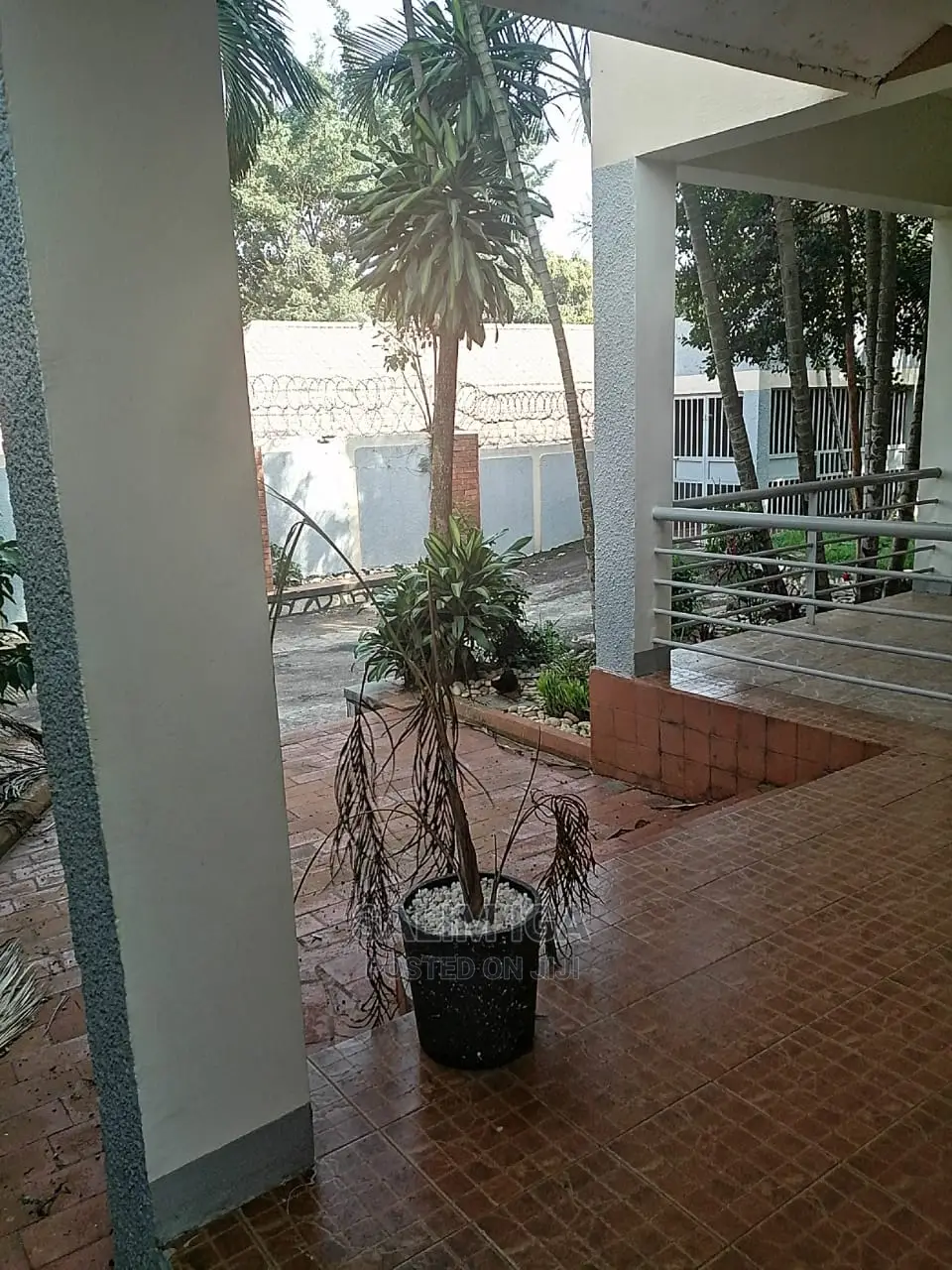 5bdrm Duplex in Kololo Property, Central Division for Rent
