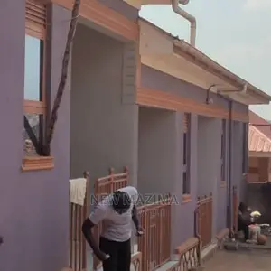 6bdrm House in Salaama Munyonyo Rd, Central Division for Sale