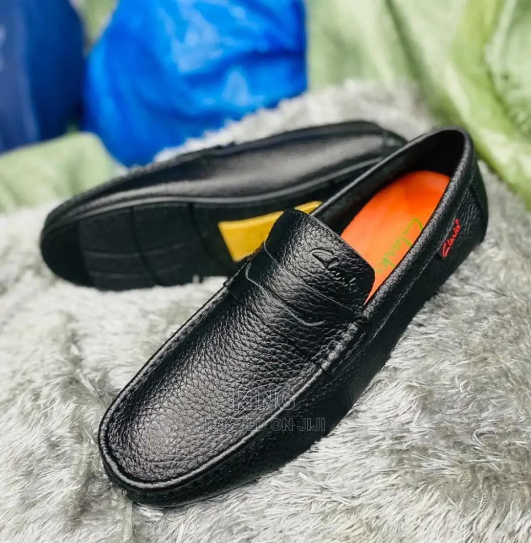 Clarks Genuine Loafers
