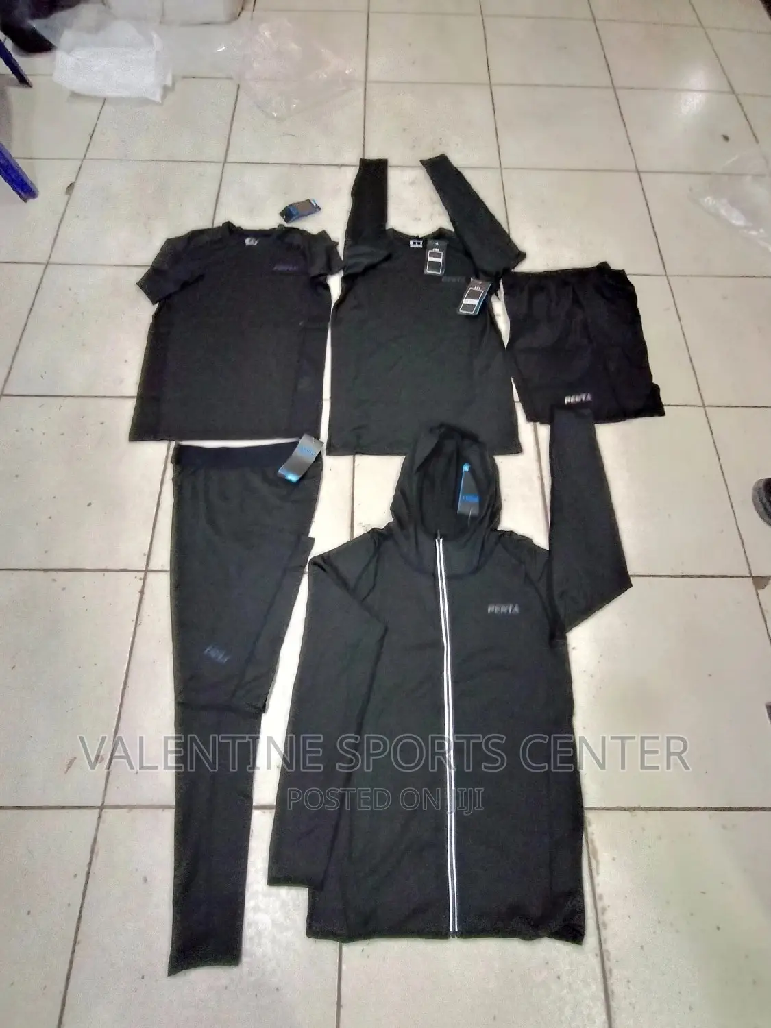 Gym Wear Suit or Jogging Wear 5 Pics Full Set Original