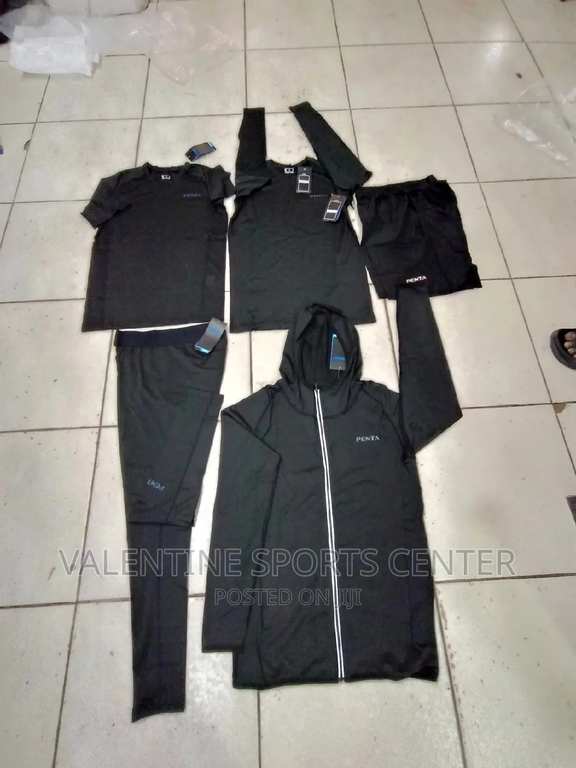 Gym Wear Suit or Jogging Wear 5 Pics Full Set Original