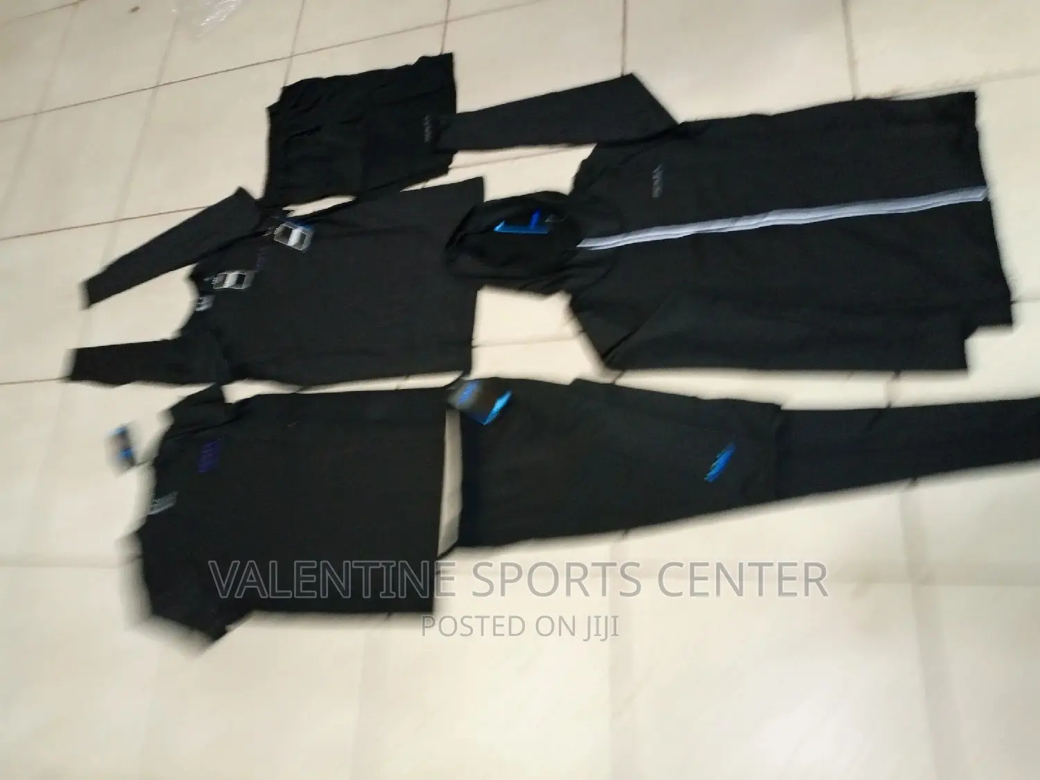Gym Wear Suit or Jogging Wear 5 Pics Full Set Original
