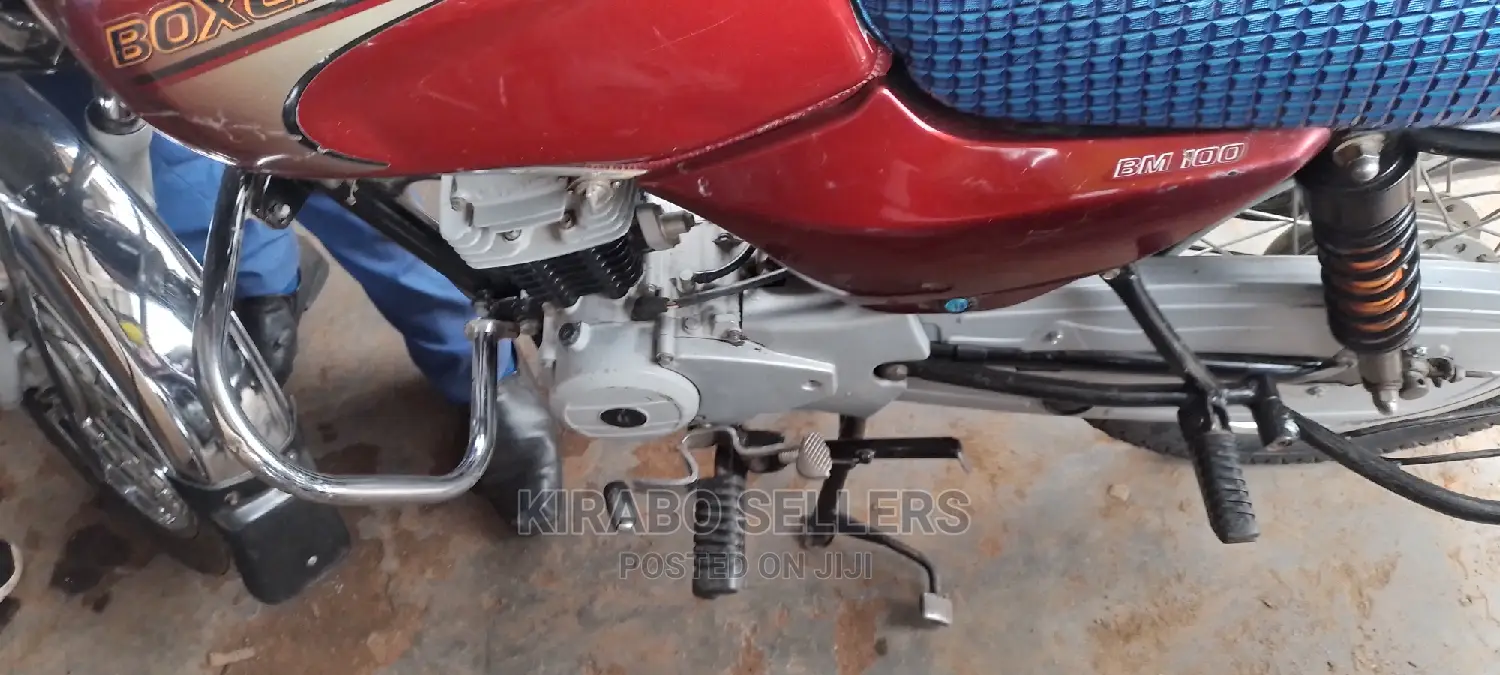Bajaj Boxer 2019 Beige