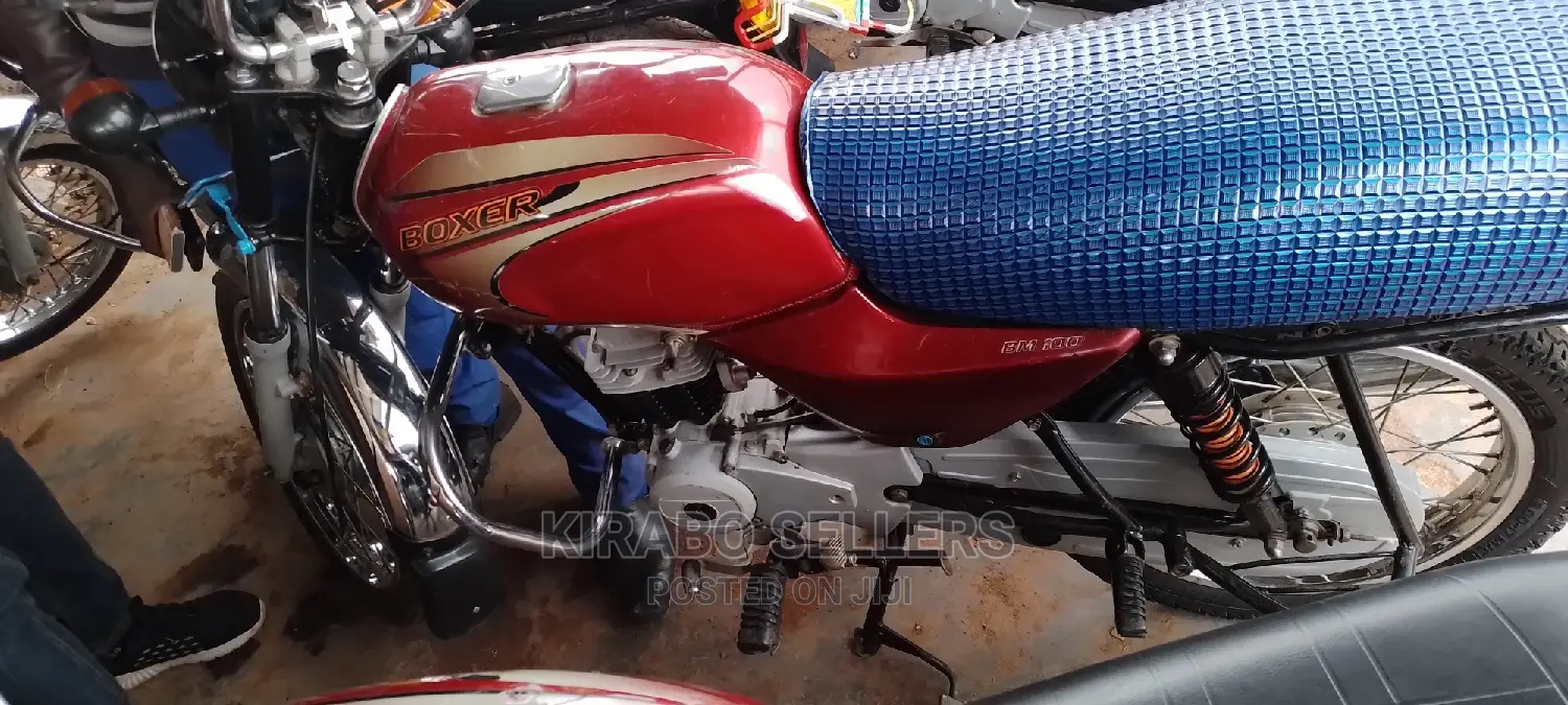 Bajaj Boxer 2019 Beige