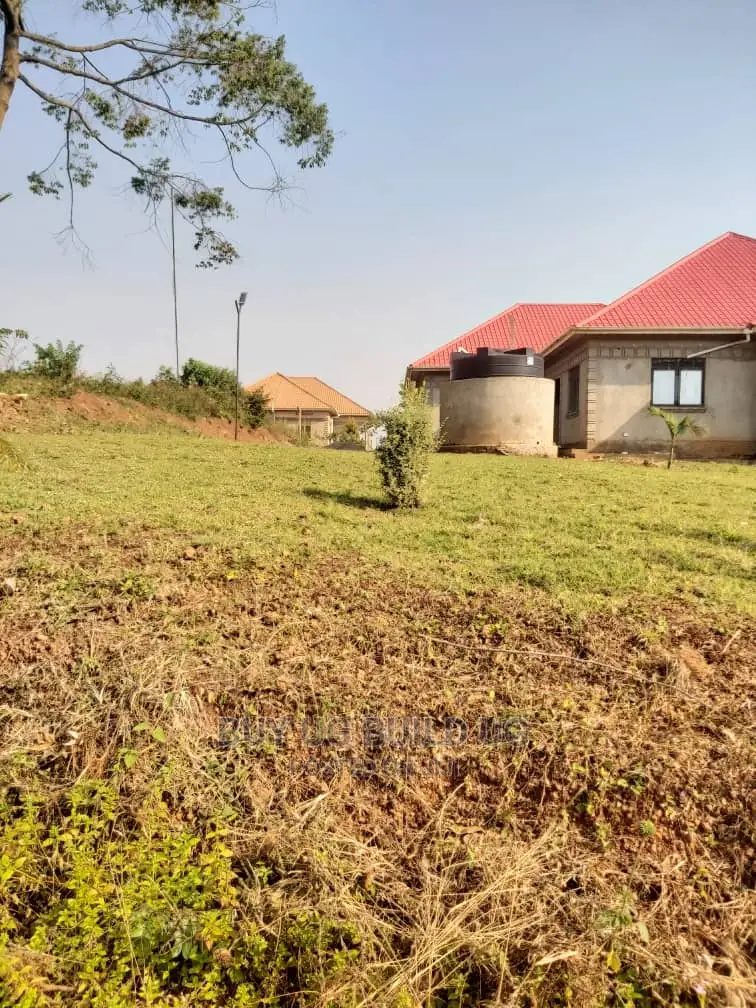 Plots for Sale at Kajansi Nakigalala on Entebbe Road in Central
