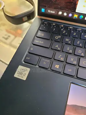 Laptop Asus Zenbook 14 UX434 16GB Intel Core I7 SSD 512GB
