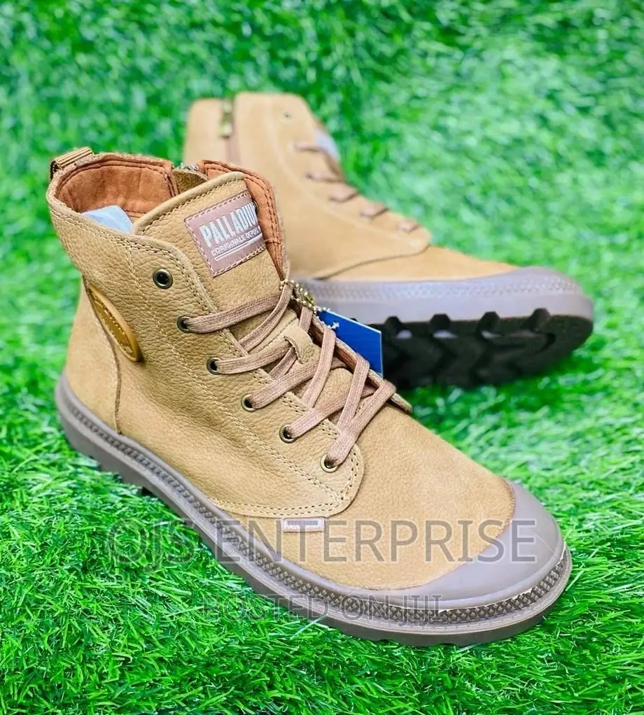 Men's Leather Boots
