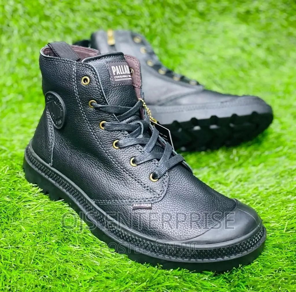 Men's Leather Boots