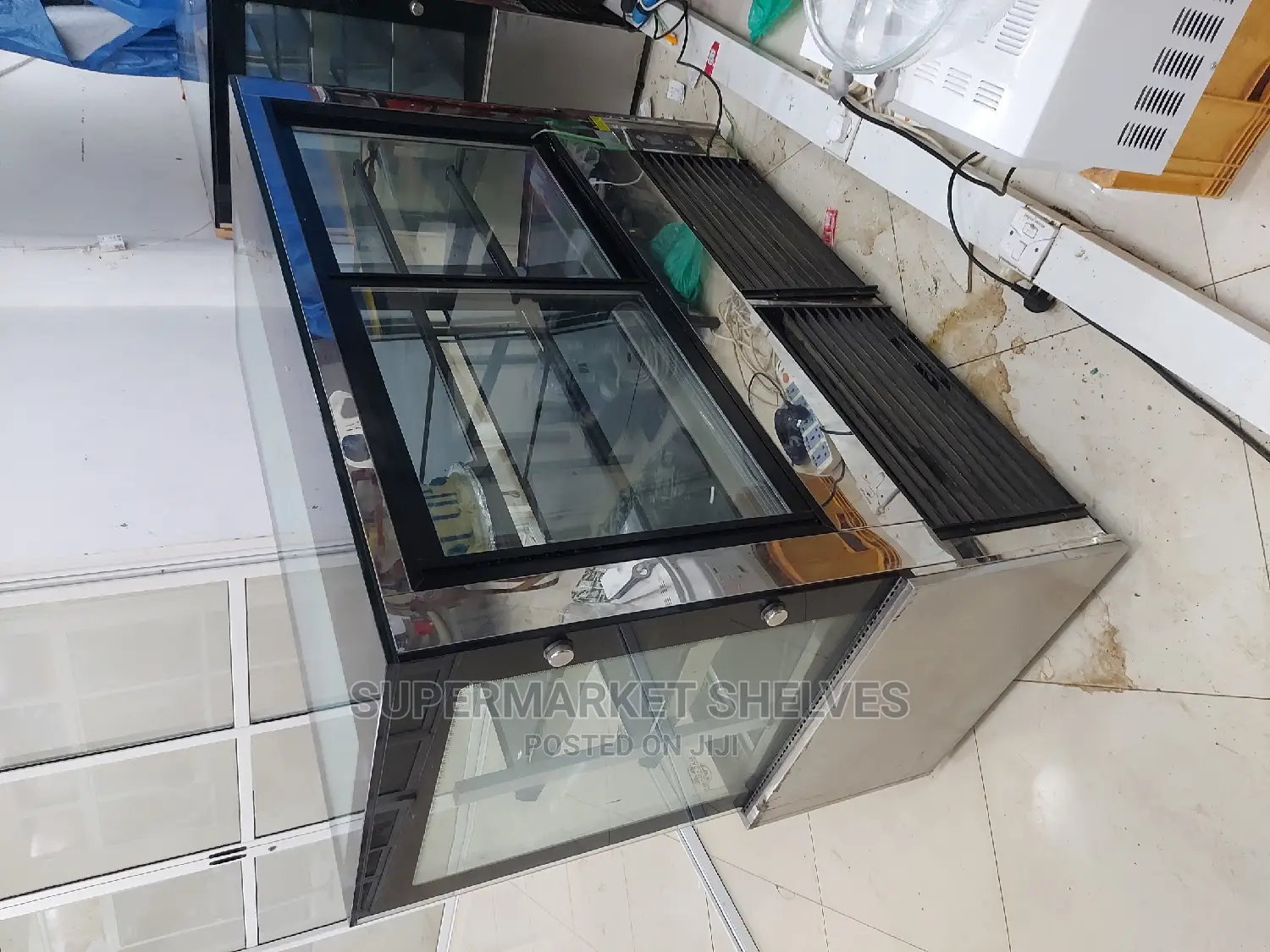 Cake Chiller Display